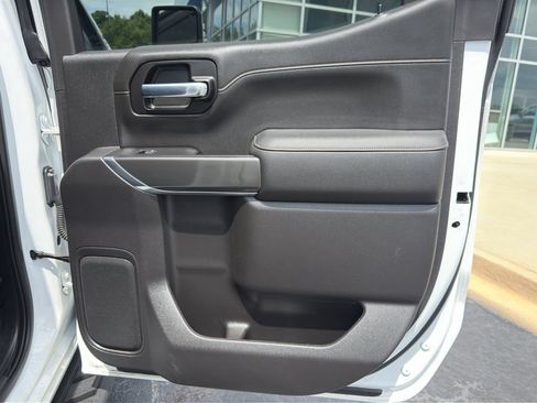 Used 2021 GMC Sierra 1500 AT4 w/ Technology Package AWD/4WD image 33