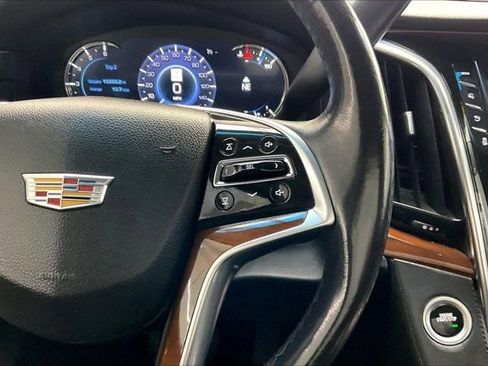 Used 2019 Cadillac Escalade ESV Luxury AWD/4WD image 20