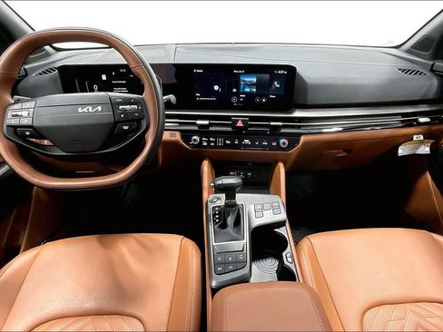 Used 2026 Kia Sportage X-Line w/ X-Line Technology Package image 18