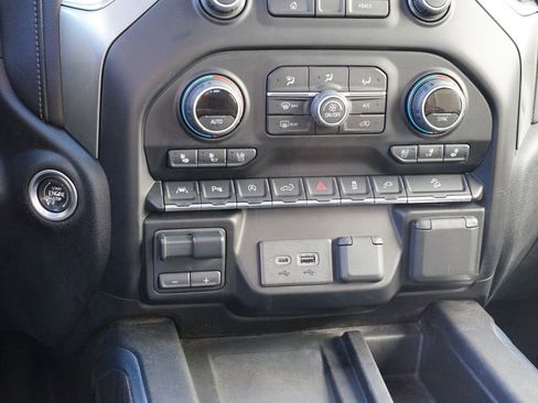 Used 2020 Chevrolet Silverado 1500 LTZ w/ LTZ Premium Package image 26