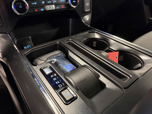 Used 2022 Ford F150 XLT w/ Equipment Group 302A High image 17