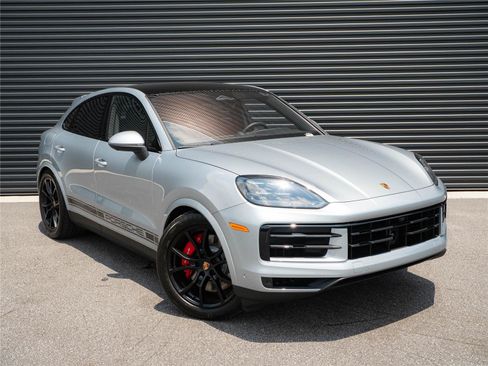 Certified 2026 Porsche Cayenne S AWD/4WD image 27