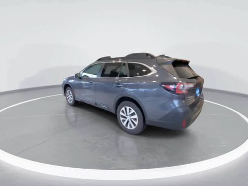 Used 2022 Subaru Outback Premium AWD/4WD image 6