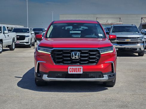 Used 2025 Honda Pilot EX-L image 2