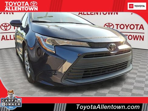 Used 2023 Toyota Corolla LE w/ Carpet Mat Package (TMS) FWD image 1