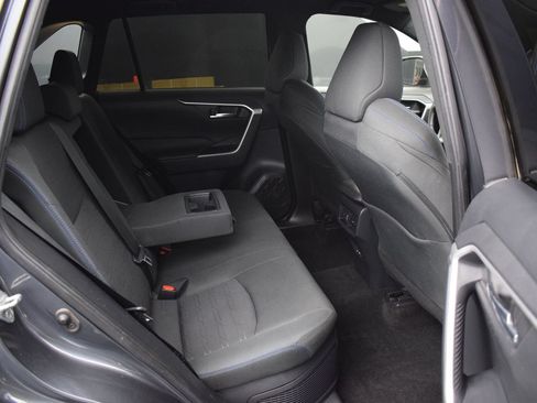 Used 2023 Toyota RAV4 SE AWD/4WD image 11
