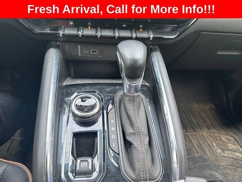 Used 2023 GMC Canyon AT4 w/ AT4 Premium Package AWD/4WD image 7