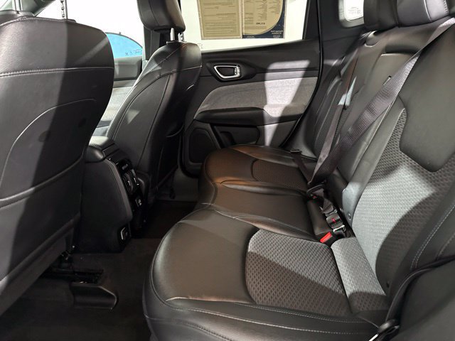 Used 2024 Jeep Compass Latitude AWD/4WD image 13