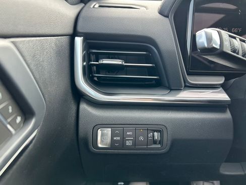 New 2026 GMC Terrain Elevation w/ Elevation Premium Package AWD/4WD image 19