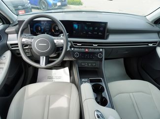 Used 2025 Hyundai Sonata SEL video 2