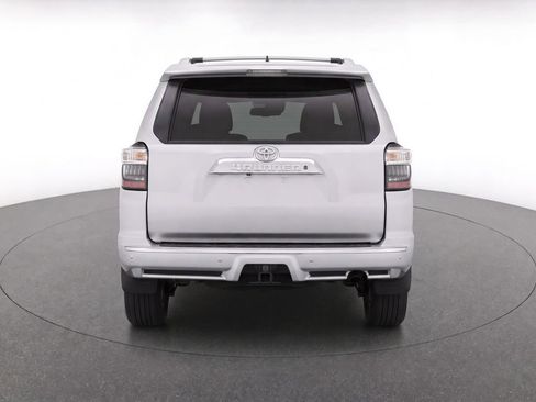 Used 2015 Toyota 4Runner Limited AWD/4WD image 4