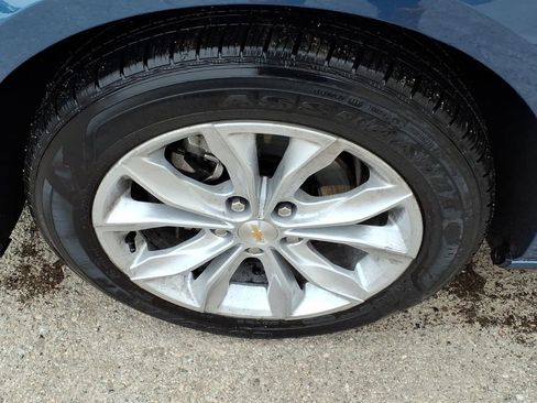 Certified 2025 Chevrolet Malibu LT image 9