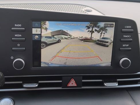 New 2026 Hyundai Elantra Hybrid FWD image 12