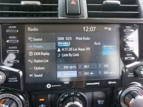 Used 2021 Toyota 4Runner TRD Off-Road AWD/4WD image 11
