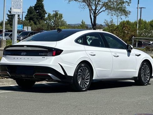 New 2025 Hyundai Sonata Limited image 4