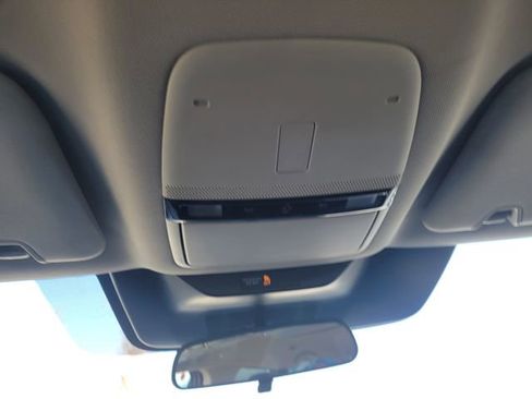 New 2025 Nissan Murano SV image 24