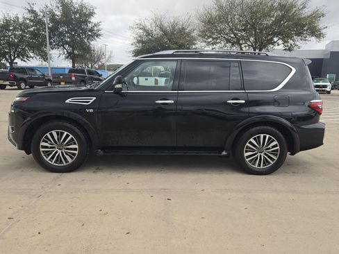 Used 2021 Nissan Armada SL w/ Captain's Chairs Package image 6