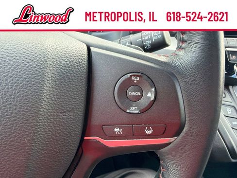 Used 2024 Honda Odyssey Sport image 18