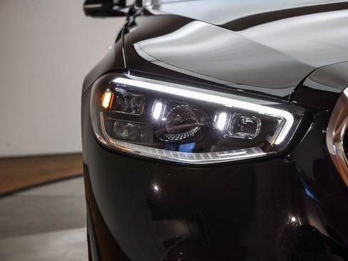 Used 2023 Mercedes-Benz Maybach S 580 4MATIC image 4