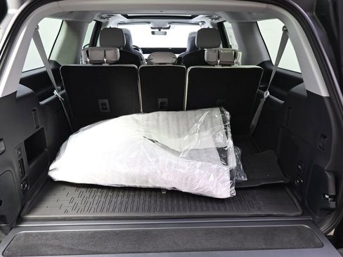 New 2026 Lincoln Navigator L Black Label AWD/4WD image 19