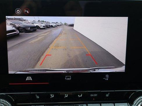 New 2026 GMC Canyon AT4 image 27