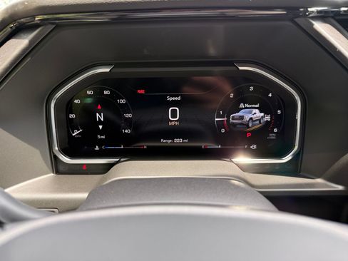 New 2026 GMC Sierra 1500 AT4 w/ AT4 Preferred Package AWD/4WD image 16