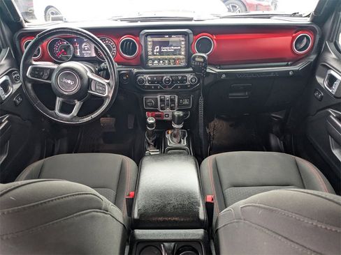 Used 2018 Jeep Wrangler Unlimited Rubicon image 15