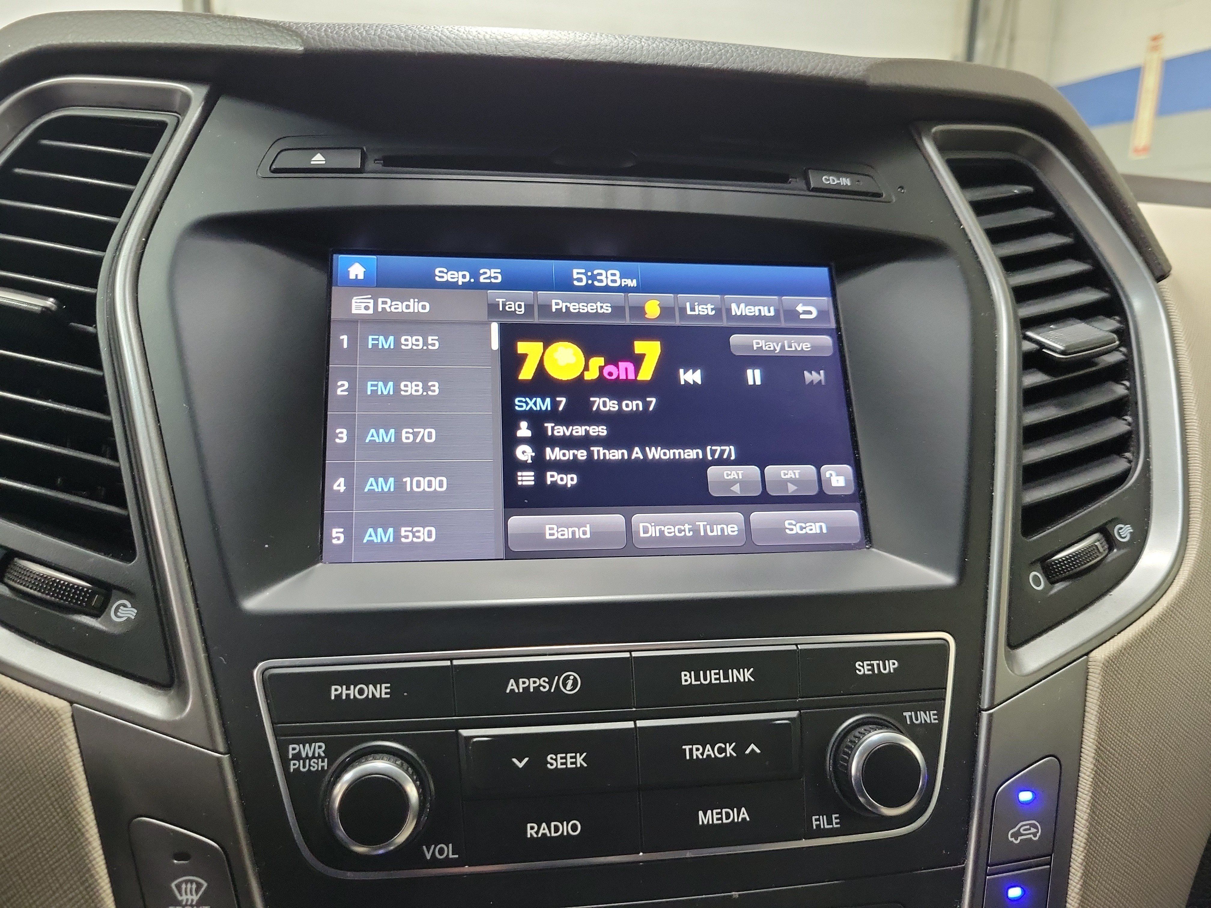 Used 2017 Hyundai Santa Fe Sport w/ 2.4L Value Package 06 FWD image 29