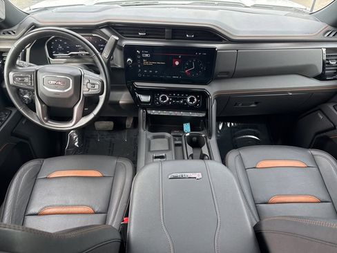 Used 2024 GMC Sierra 2500 AT4 w/ AT4 Preferred Package image 14
