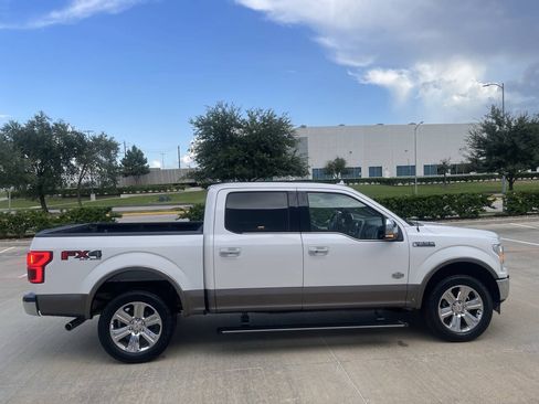Used 2018 Ford F150 King Ranch w/ Equipment Group 601A Luxury AWD/4WD image 17