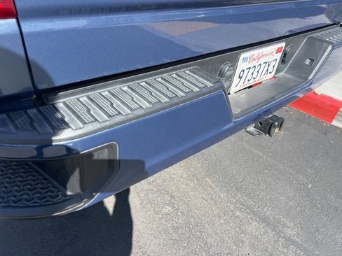 Used 2024 Chevrolet Silverado 1500 Custom image 18