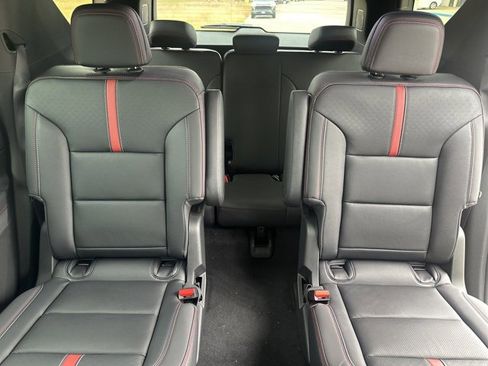 New 2026 Chevrolet Traverse RS w/ LPO, Floor Liner Package image 41