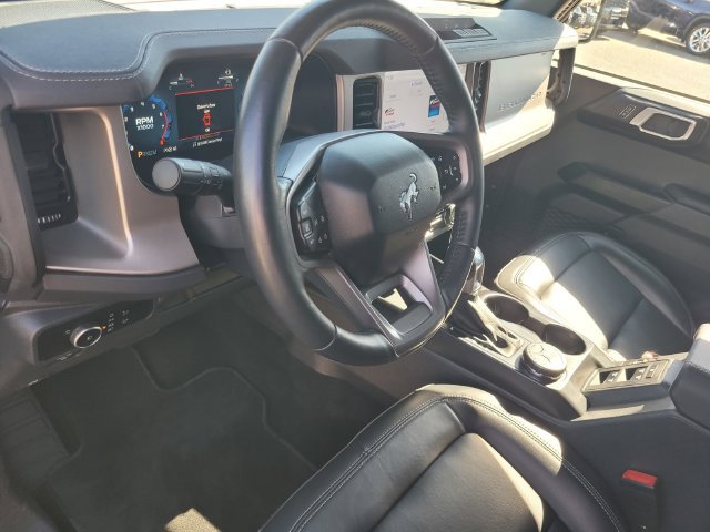 Certified 2025 Ford Bronco Outer Banks AWD/4WD image 9