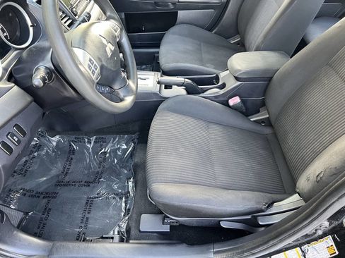 Used 2015 Mitsubishi Lancer ES FWD image 9