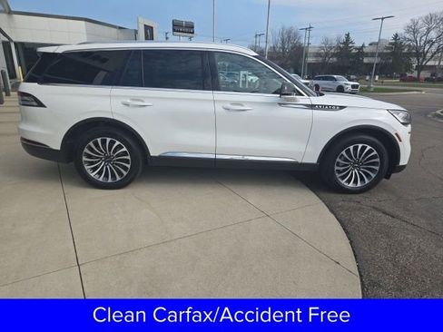Used 2023 Lincoln Aviator Reserve w/ Elements Package Plus image 2