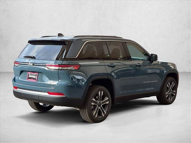 New 2027 Jeep Grand Cherokee Limited AWD/4WD image 2