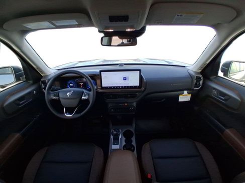 New 2026 Ford Bronco Sport Outer Banks w/ Sasquatch Outer Banks Package image 11