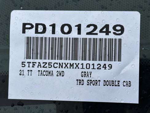 Used 2021 Toyota Tacoma TRD Sport image 15