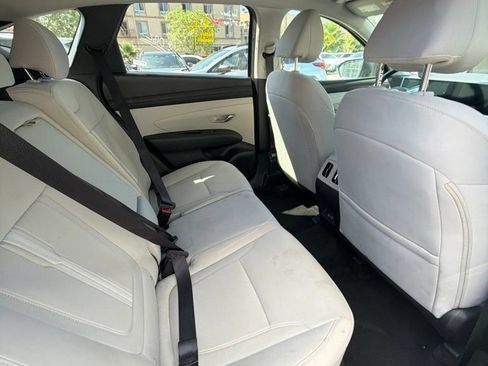 Used 2025 Hyundai Tucson SEL FWD image 9