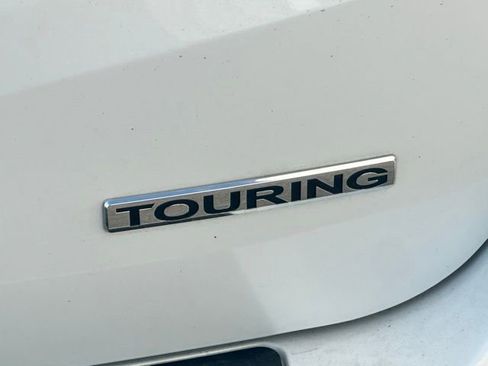 Used 2022 Honda Odyssey Touring image 3