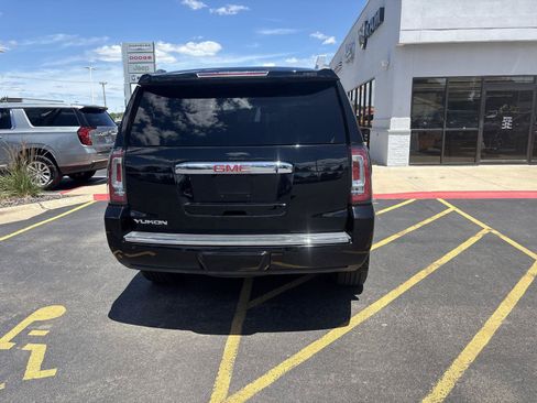 Used 2017 GMC Yukon Denali w/ Open Road Package AWD/4WD image 6
