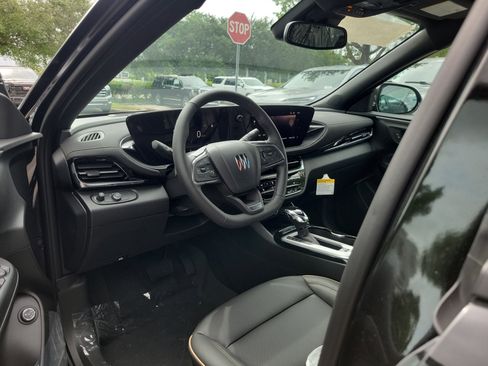 New 2026 Buick Envista Avenir FWD image 7