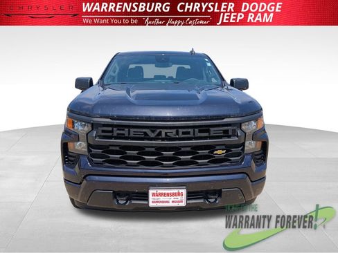 Used 2023 Chevrolet Silverado 1500 Custom w/ LPO, Dark Essentials Package AWD/4WD image 10