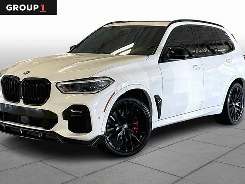 Used 2022 BMW X5 M50i w/ Executive Package image 1