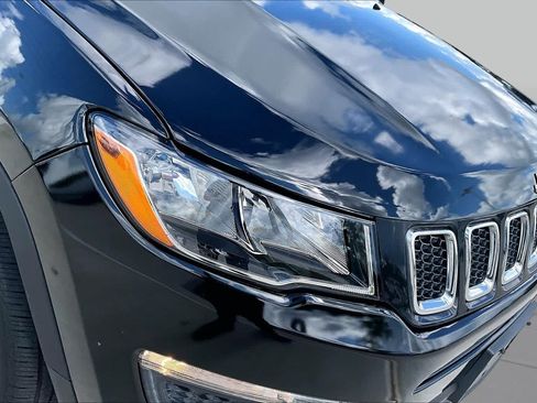 Used 2017 Jeep Compass Sport w/ Tech Group FWD image 26