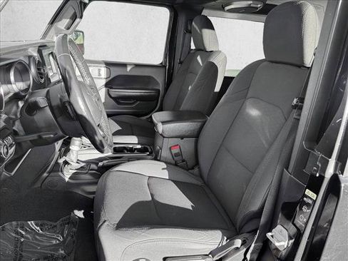 Used 2020 Jeep Wrangler Sport AWD/4WD image 9