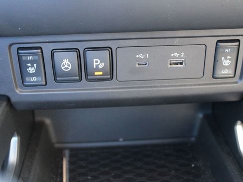 Used 2023 Nissan Frontier SV w/ SV Convenience Package image 46