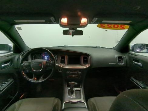 Used 2022 Dodge Charger SXT RWD image 19
