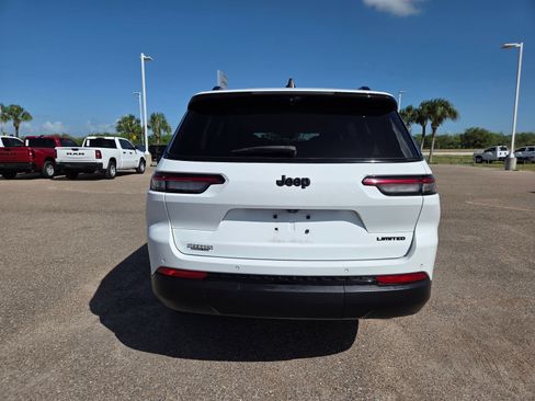 Used 2024 Jeep Grand Cherokee L Limited w/ Luxury Tech Group II RWD image 6