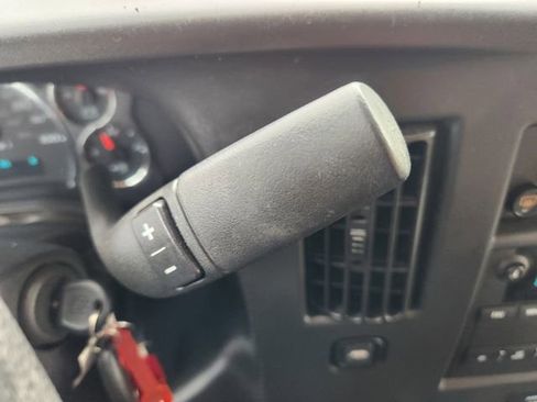Used 2025 Chevrolet Express 3500 LS RWD image 23
